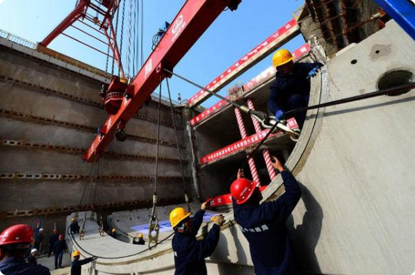 山東｜國內(nèi)首座全方位裝配式地鐵車站開始拼裝